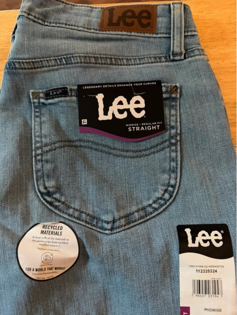 Lee Women’s Mid Rise Straight Leg Jeans Size 10 Long